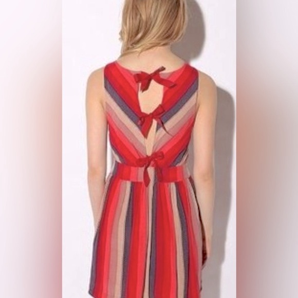 Urban Outfitters Cooperative Bow Back Mini Dress - Picture 9 of 11